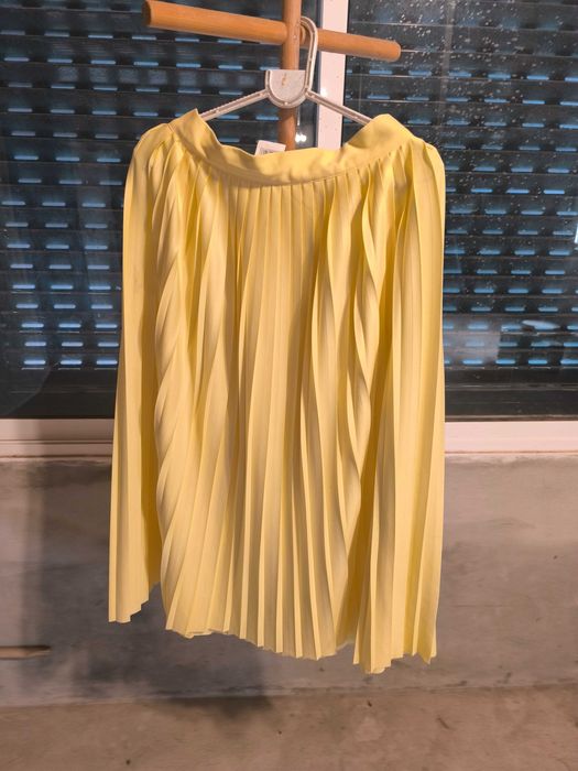 Saia com pregas confortável