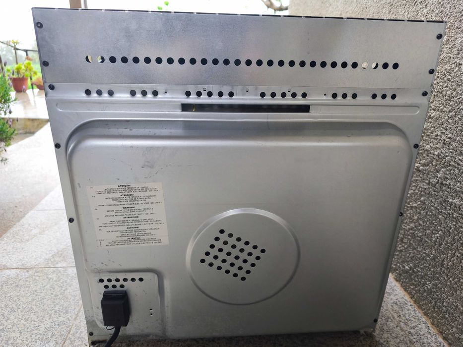 Forno Meireles MF 7606 X usado