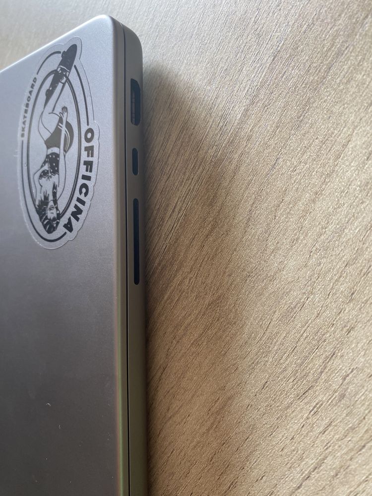 MacBook 14 M1 Pro, 16gb, 512gb