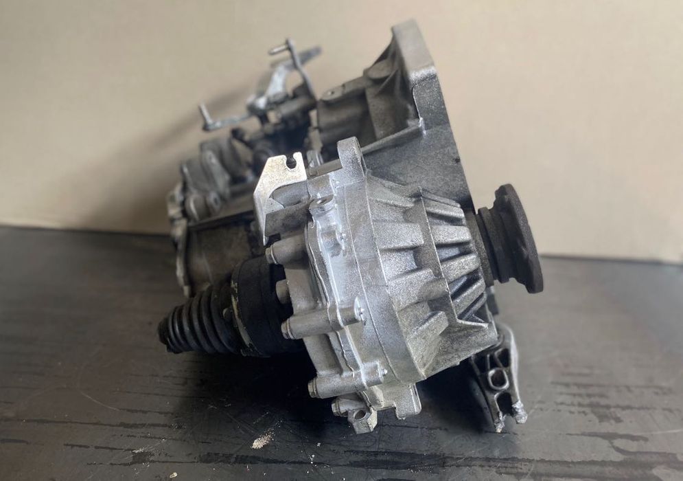 Skrzynia 5-biegow ,vw ,audi, seat 1.9 tdi 105 KM , JCR  JCX GQQ HNV