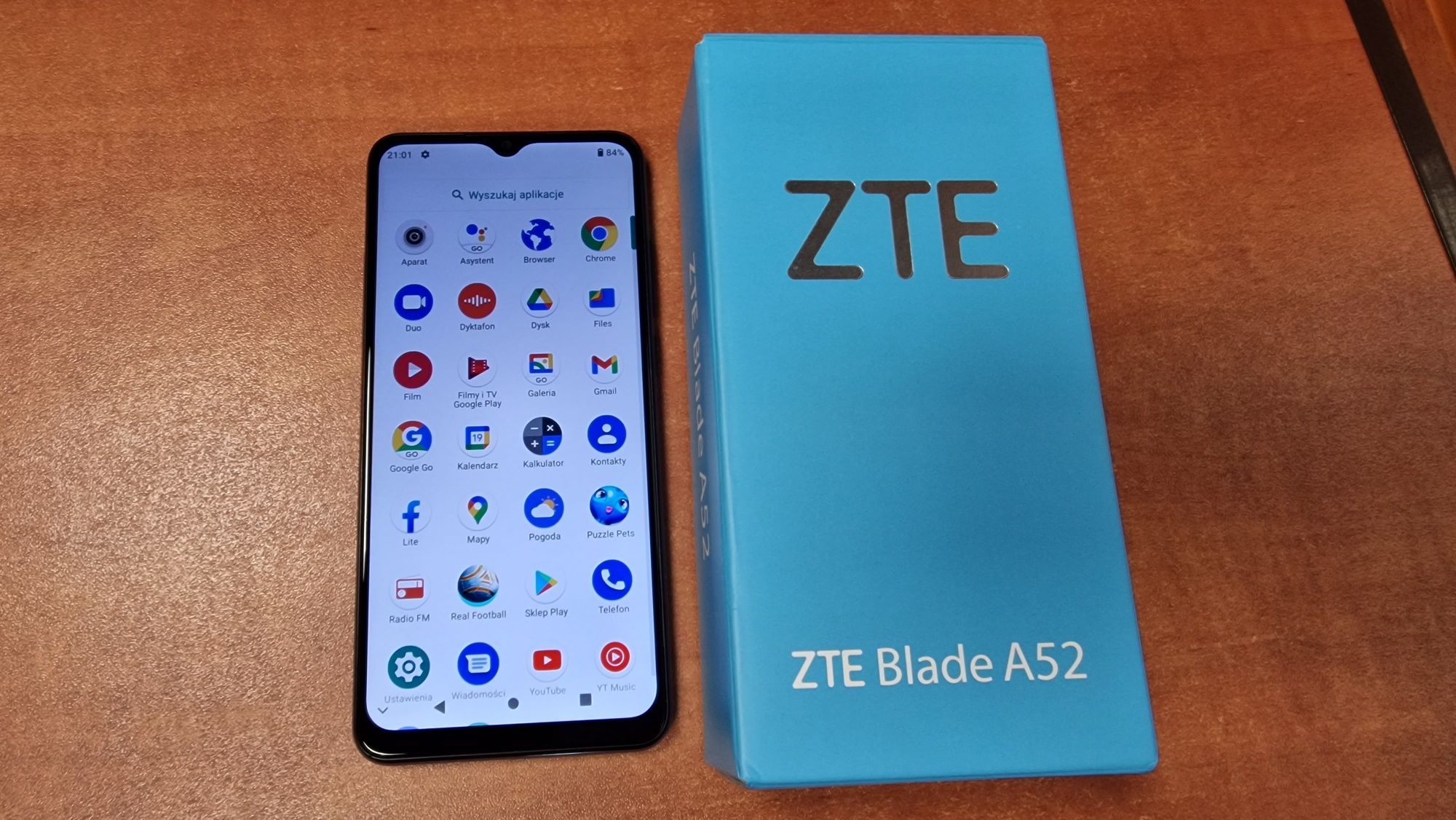 ZTE Blade A52 Dual Sim 64GB/2GB RAM niebieski, stan bdb, gwar.