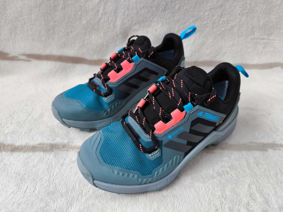 Кроссовки женские Adidas Terrex Swift R3 Gore-Tex, 36 размер, 22,5 см