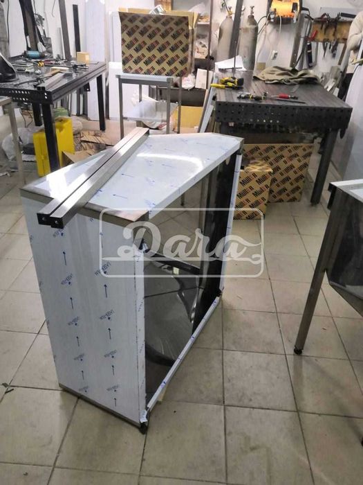 Нейтральне обладнання, меблі з нержавіючої сталі, столи, кухонні вани