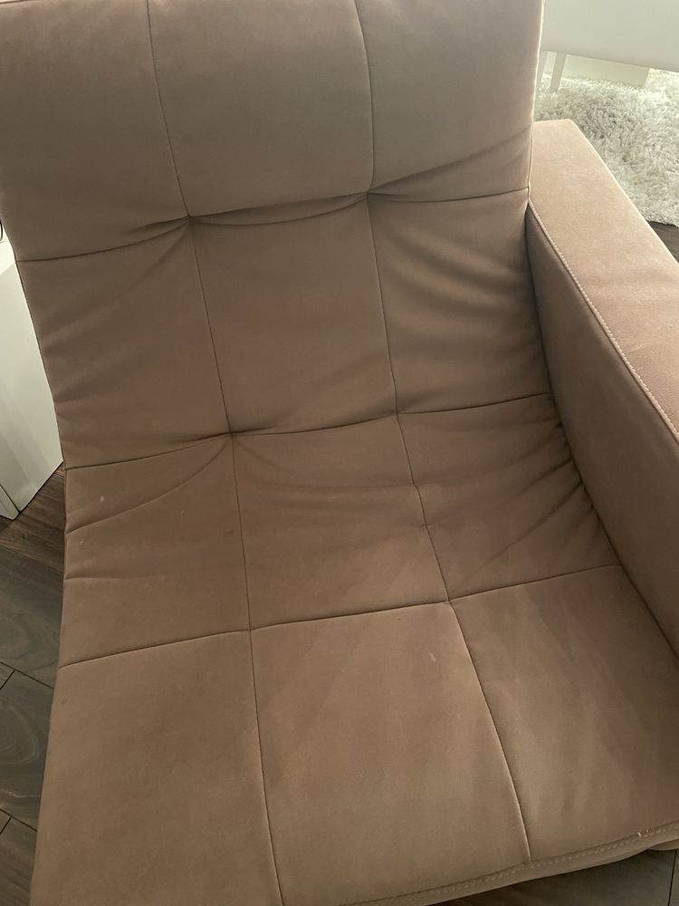 Sofas/poltronas com apoio para pés