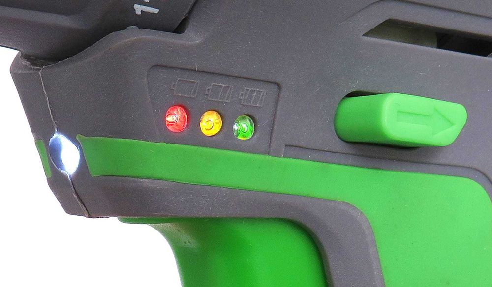 BASS POLSKA Wkrętarka Wiertarka Akumulatorowa 20V 4Ah Aku +Ład BP5801