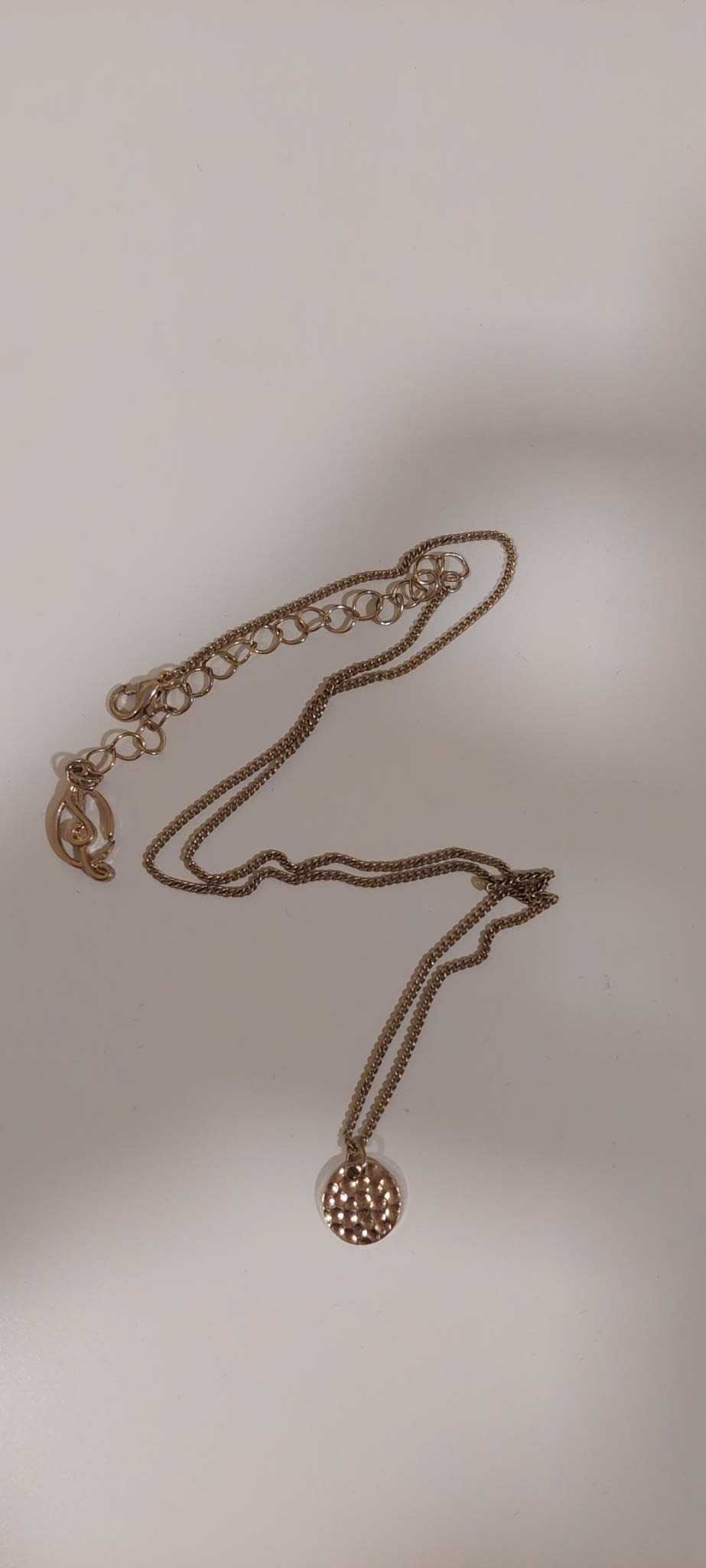 Conjunto de colares stradivarius