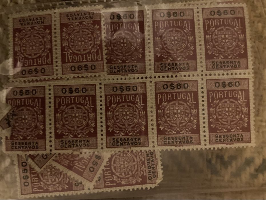 Selos fiscais e outros em bom estado