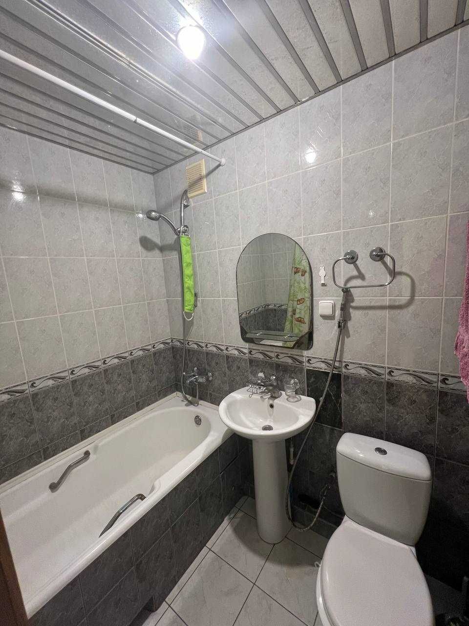 Оренда. 1 кімнатна в Центрі, вул. Халтуріна. 9000+ком послуги