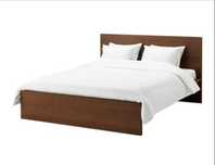 Estrutura de cama IKEA Malm 160x200 com estrado.