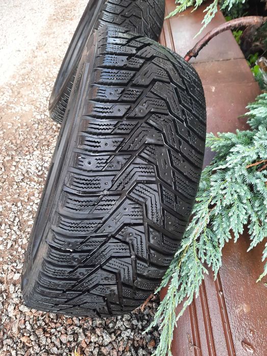 Зимові шини 215/55/r16 Hankook