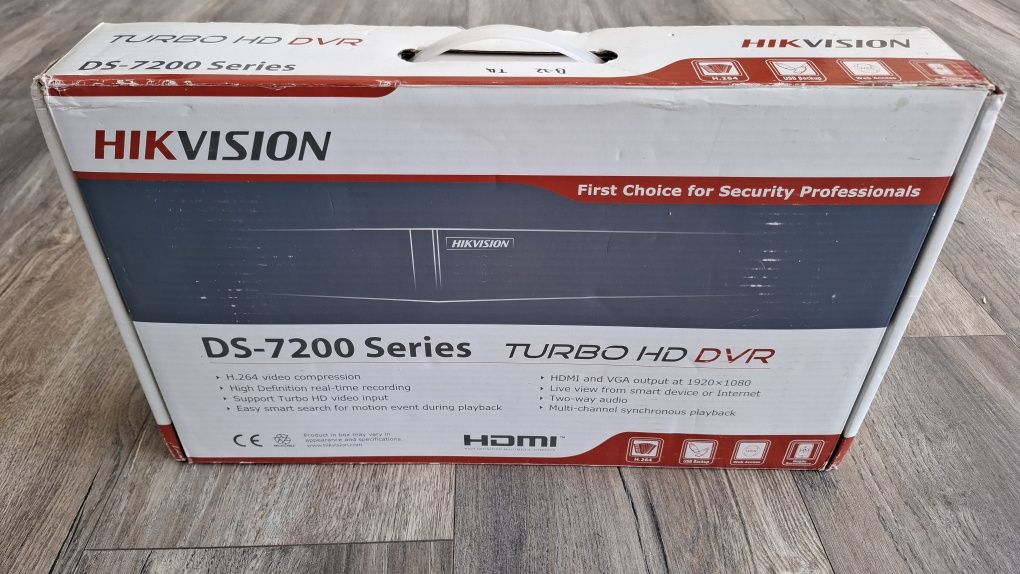 Видеорегистратор Hikvision Turbo HD + AHD DS-7216HQHI-F1/N