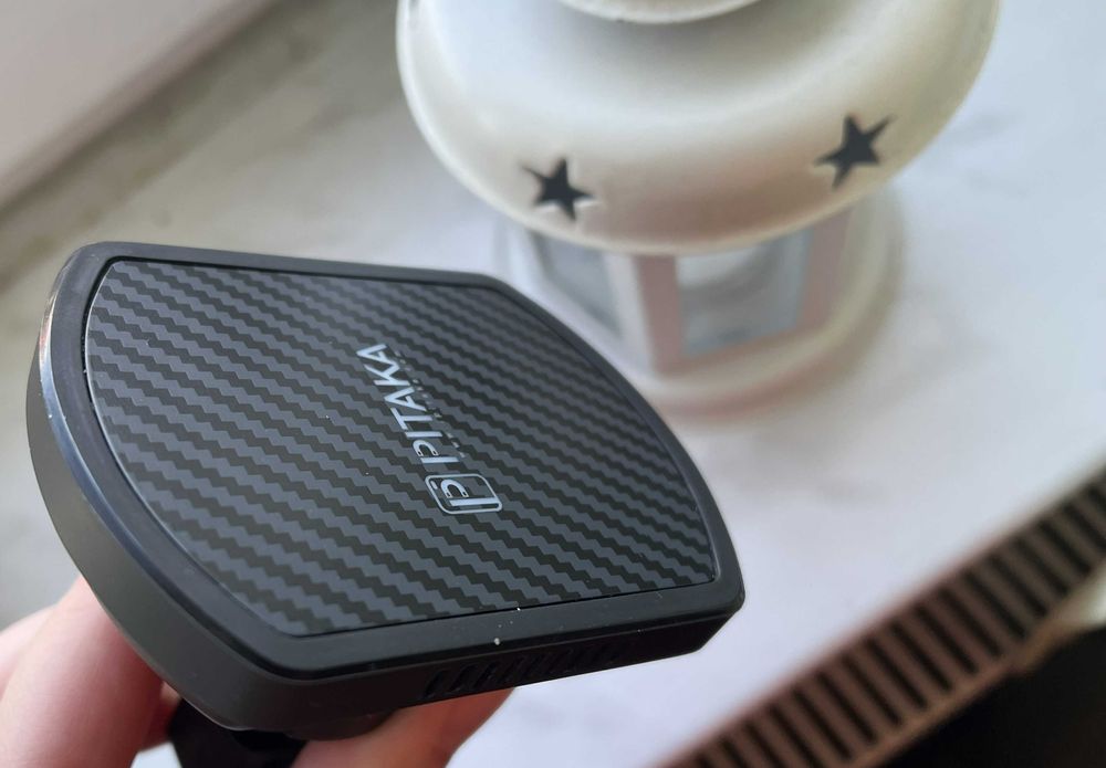 Держатель для телефона Pitaka MagEZ Qi Magnetic Car есть дефект