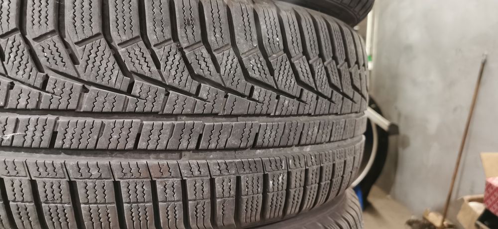 4 x Hankook 225/60/17 Winter zima