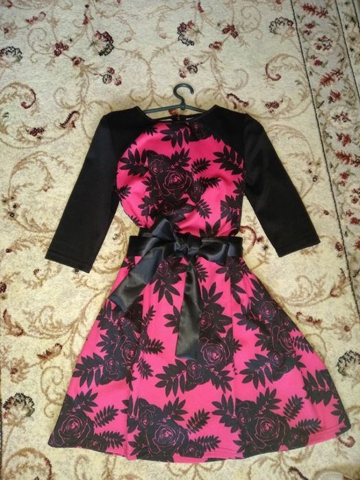 Платье .разм 38(М)