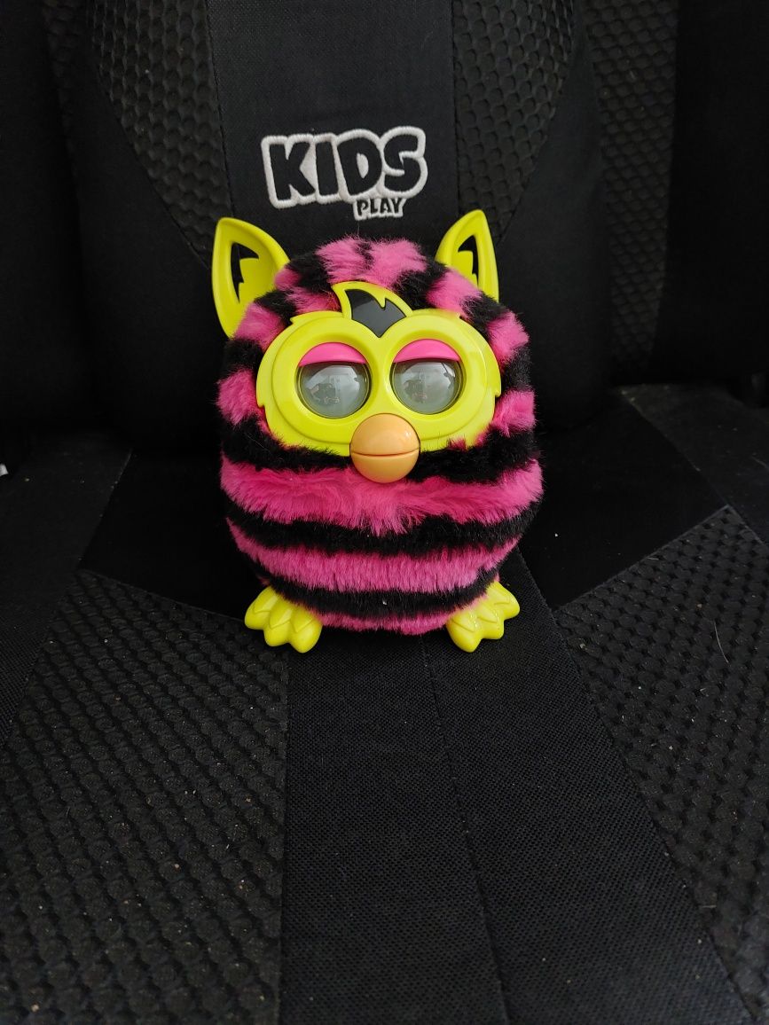 Furby Boom zabawka interaktywna