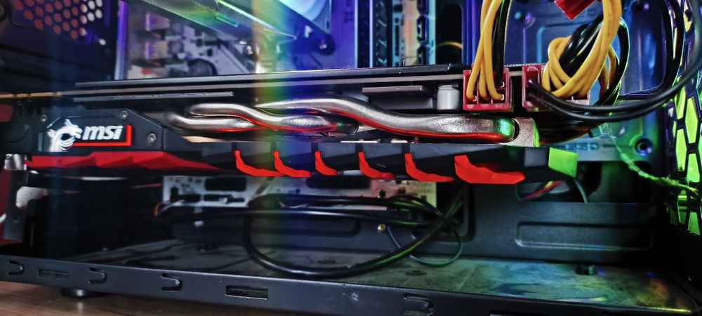 Продам відеокарту GTX 1070 в чудовому стані