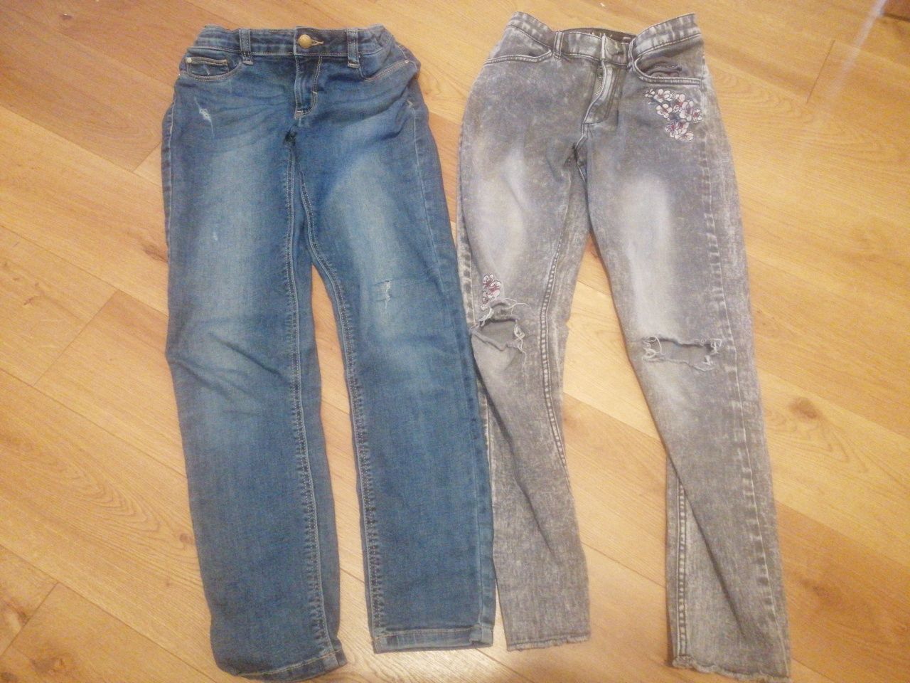 Spodnie jeansy 152 CENA ZA OBIE PARY