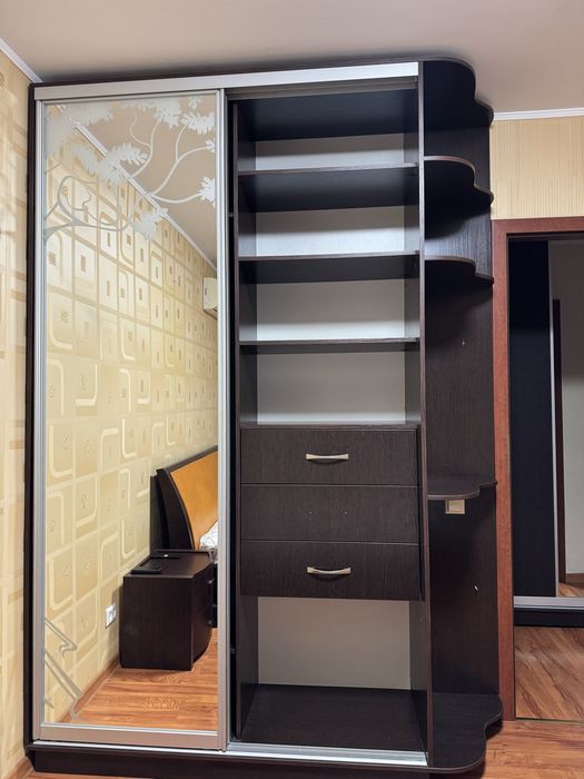 Большой шкаф САМОВЫВОЗ