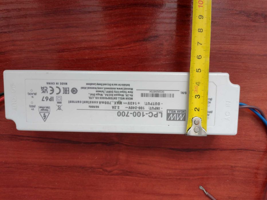 Продам блок живлення LPC-100-700  MEAN WELL