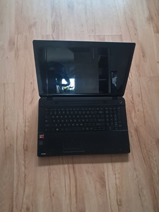 Laptop Toshiba Satelite C75D