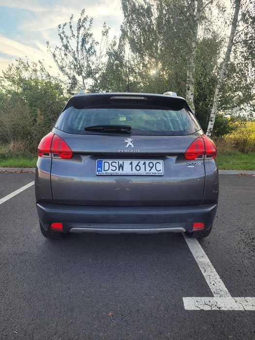 Peugeot 2008 1,2 101KM benzyna