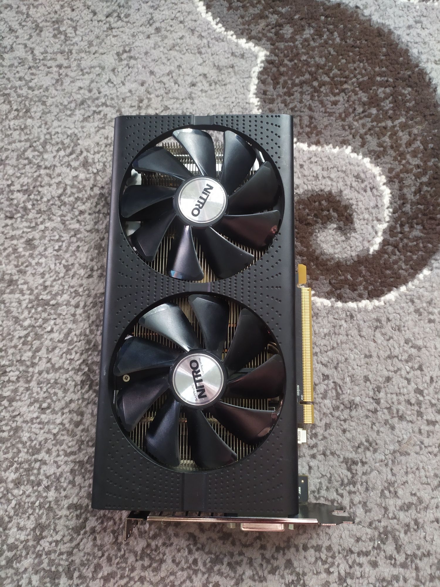 Продам карту sapphire rx 570 puls 4 gb