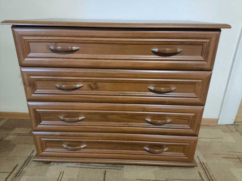 Komoda vintage kolor orzechowy