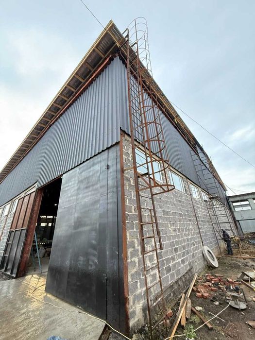 Продам виробничо-складське приміщення в м. Калуш 2000м2