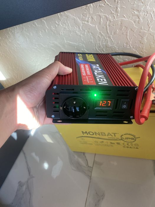 Інвертор з 12v в 220v