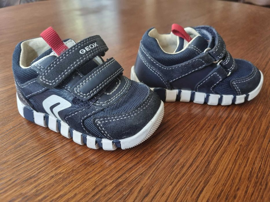 Buty GEOX buciki dziecięce sneakersy półbuty rozmiar 20