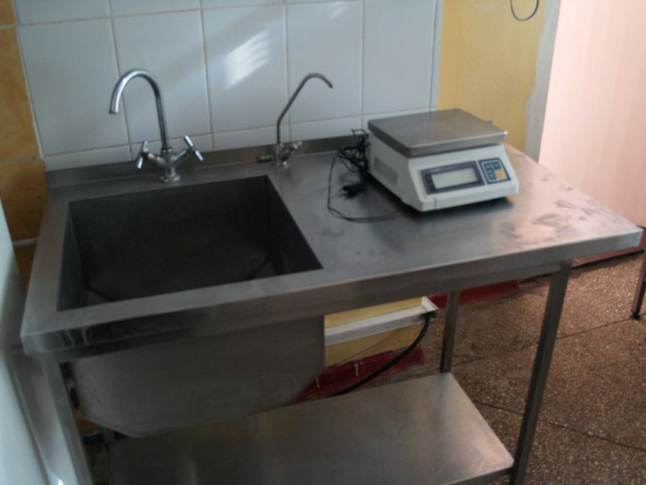 Продам помещение кафе-кондитерской.