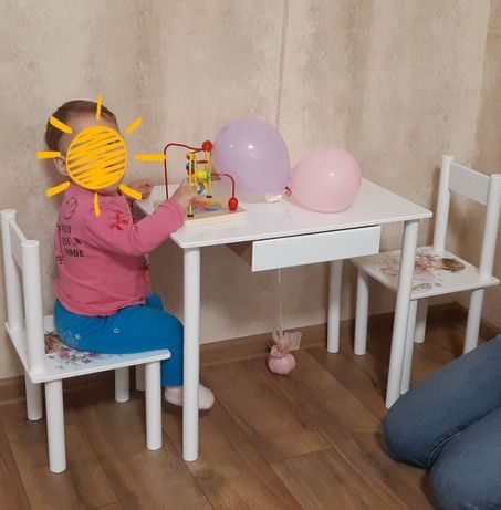 Детский стол и стульчик