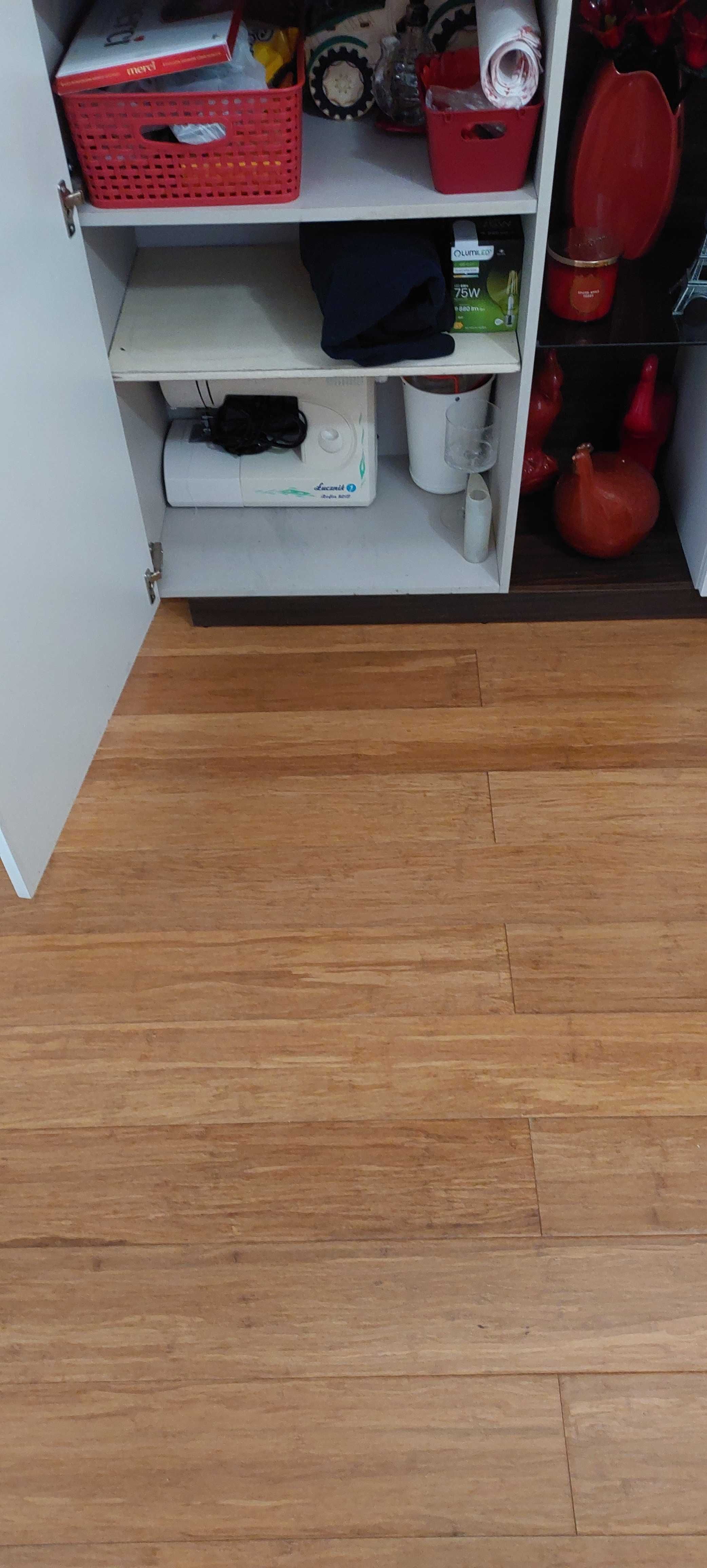 komplet witryna i stolik kawowy