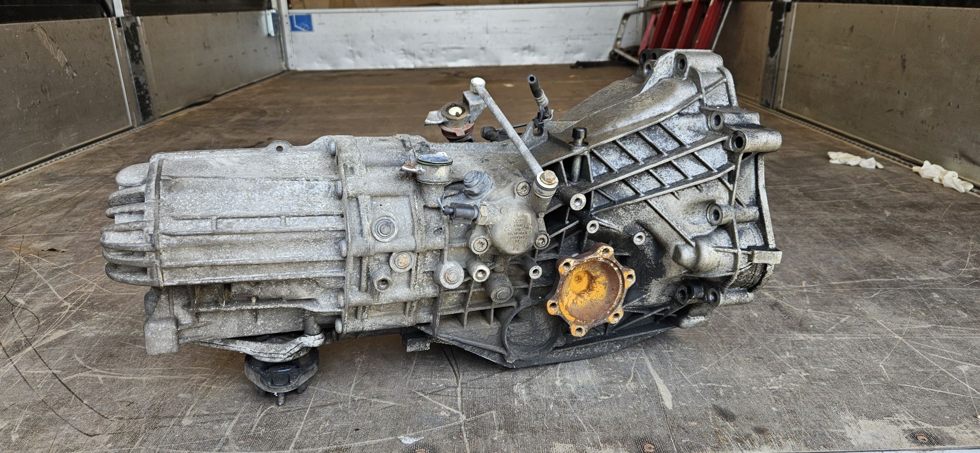 Audi A4 B7 B8 A6 C6 2.0 Tdi skrzynia biegów 6 biegów