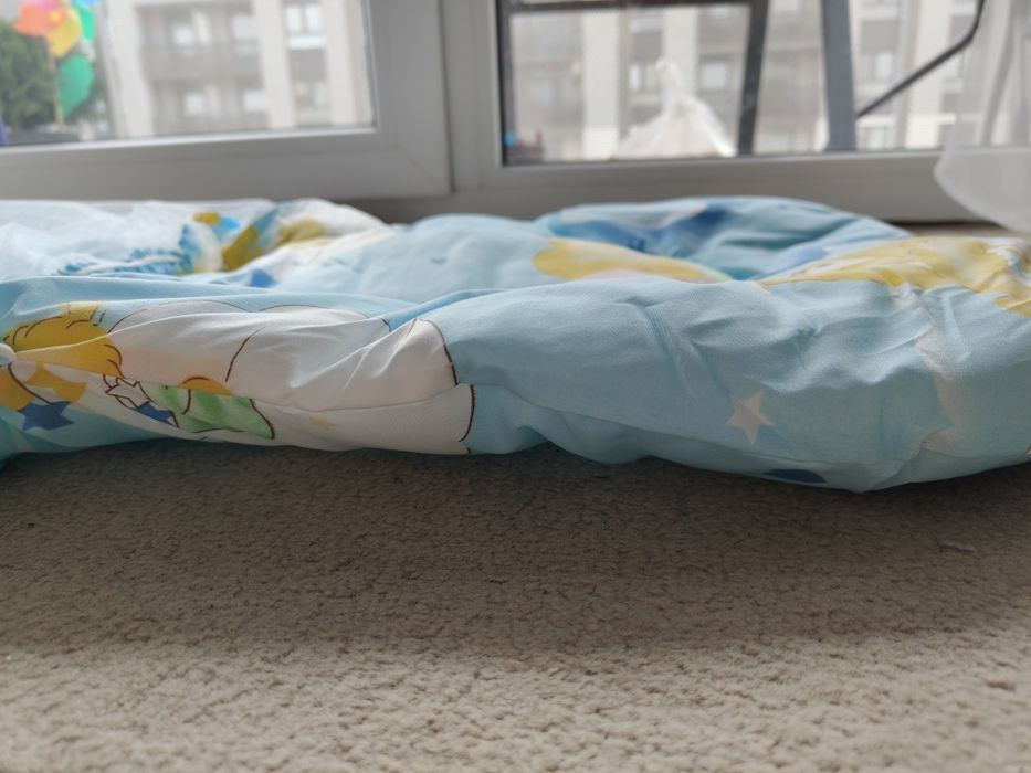 Mata edukacyjna + leżanka z moskitierą do parku/ogrodu