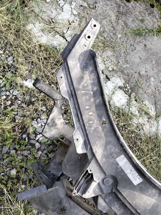 Passat b6 телевізор пенель екран 3C0805594D