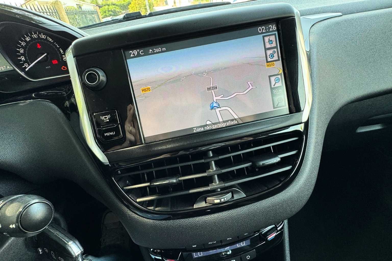 Peugeot 208 1.4 HDI Automático 2013 Gasóleo
