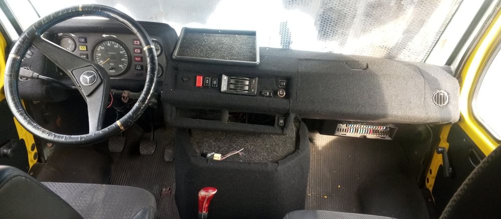 Фудтрак кухня на колесах