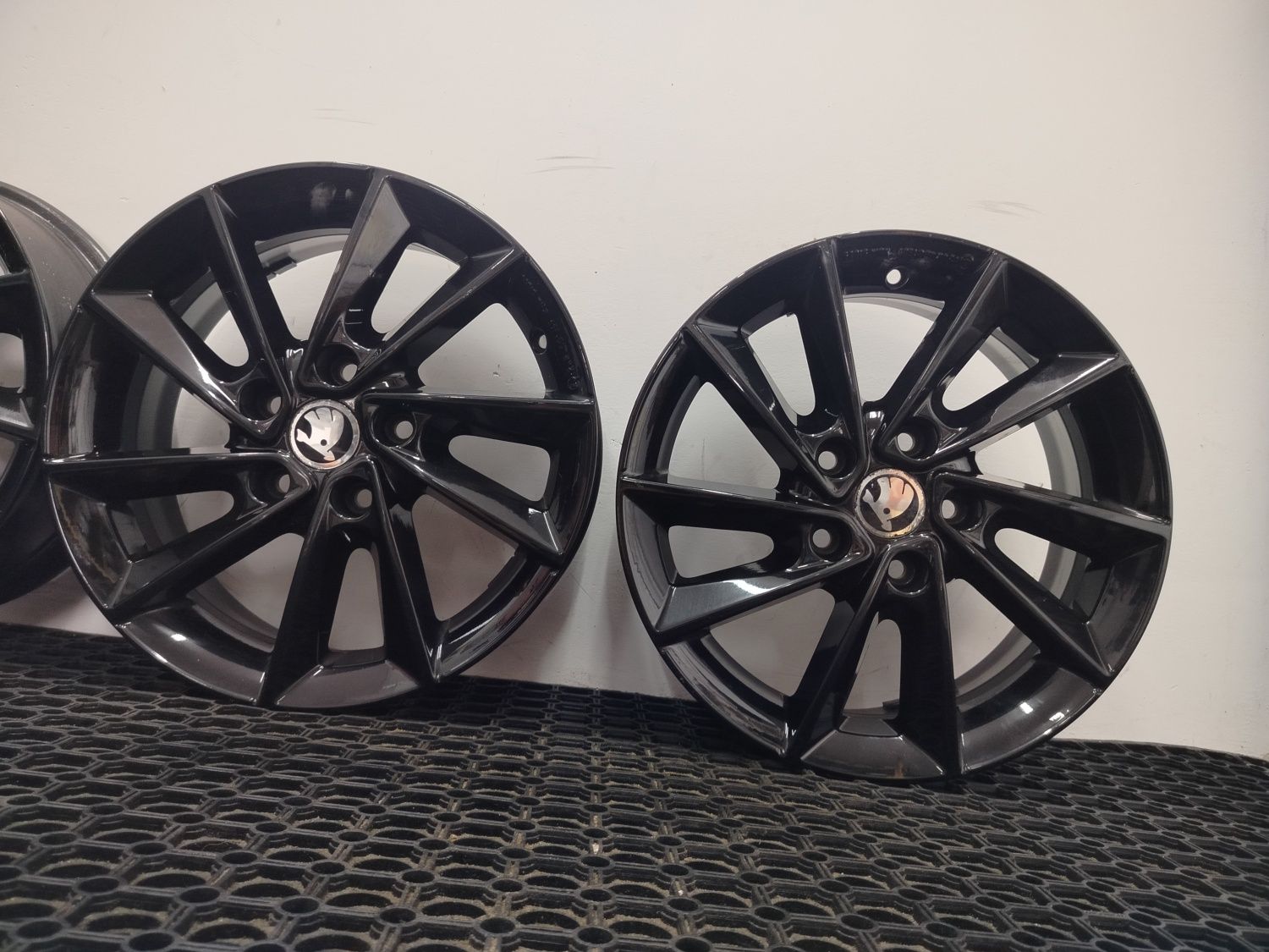 Alufelgi 16"5x112 Skoda Octavia Karoq Superb