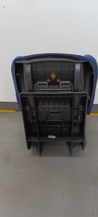 Cadeira auto de bebé