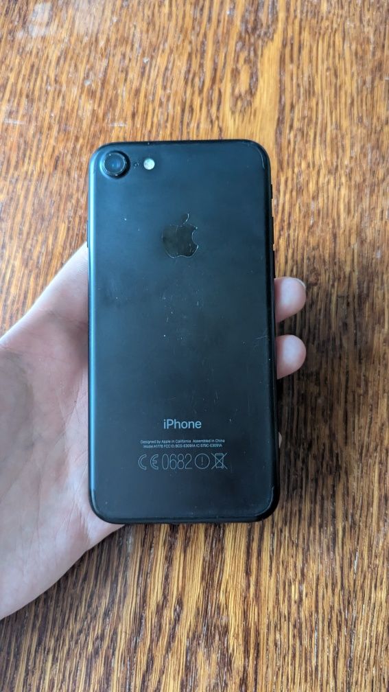 Apple iPhone 7 32 АКБ-100%