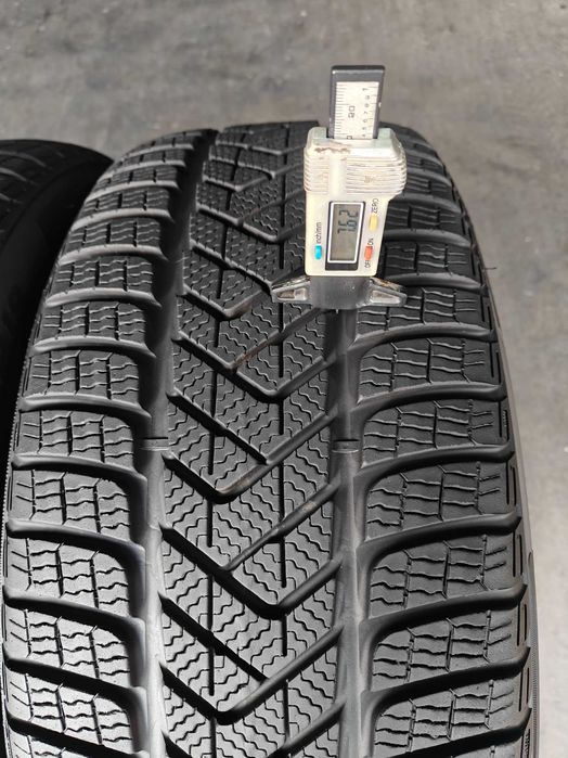 2шт R19 255 45 шини зимові Pirelli Winter SottoZero 3 made Germany