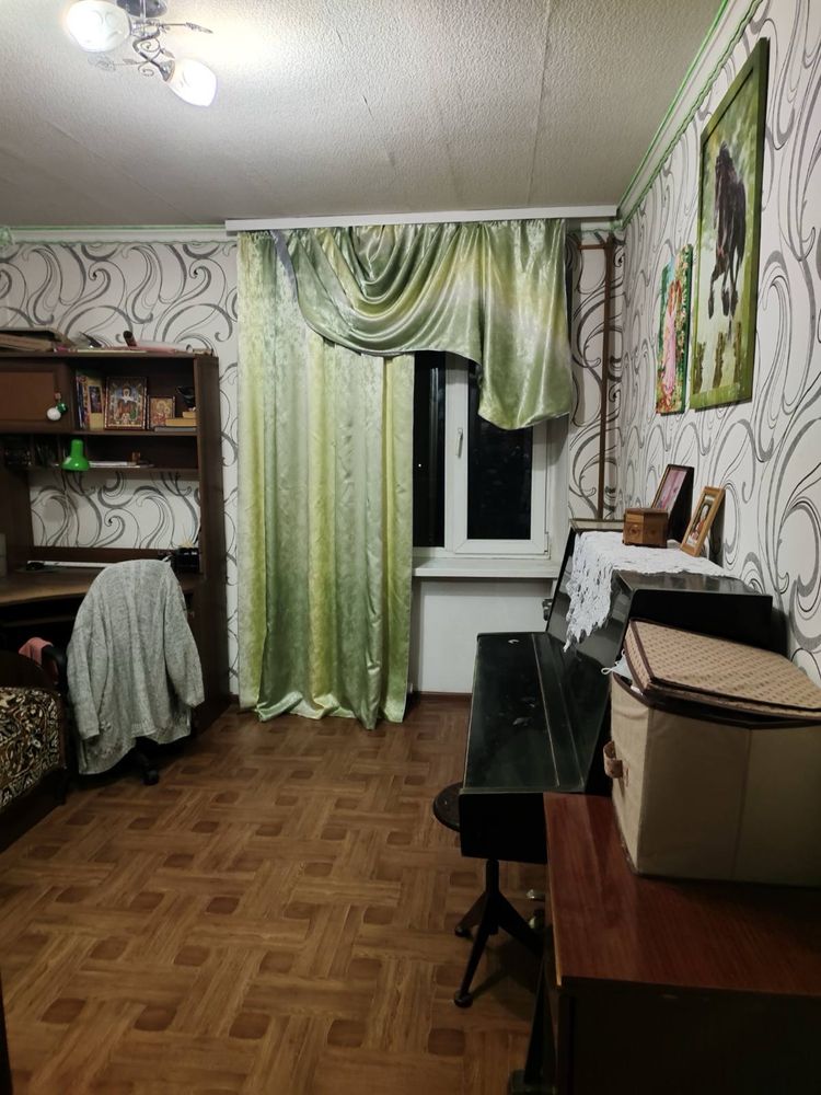 Продам велику, 4к квартиру 85м2, Шахтарське