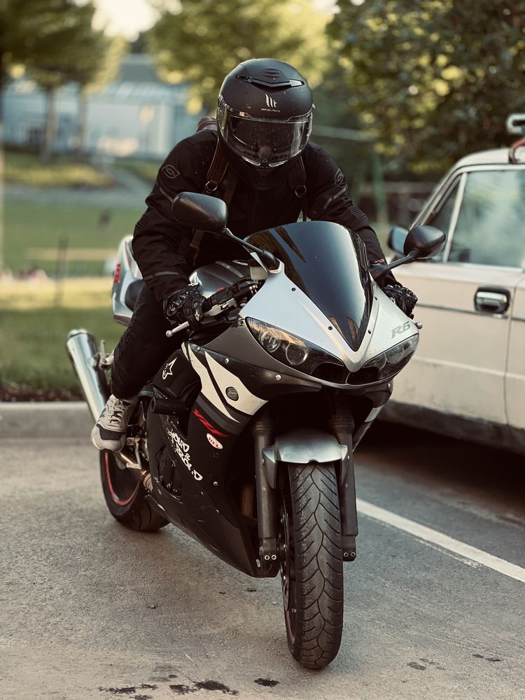 Продам YAMAHA R-6  2003, переоформлення