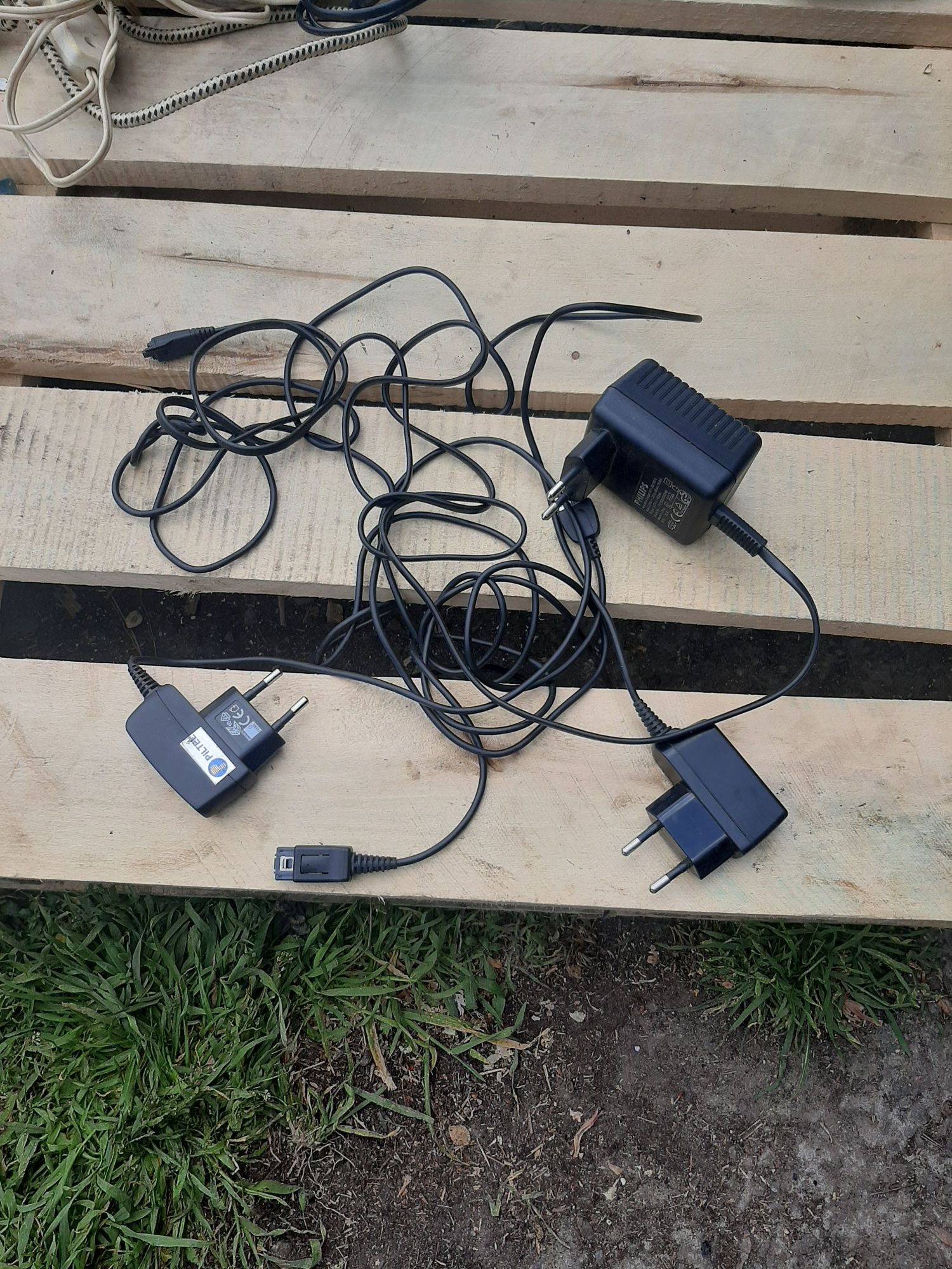Зарядное устройство к Siemens, Samsung и Phillips