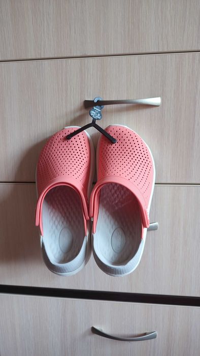 Crocs р.36-37 на стопу 23 см.