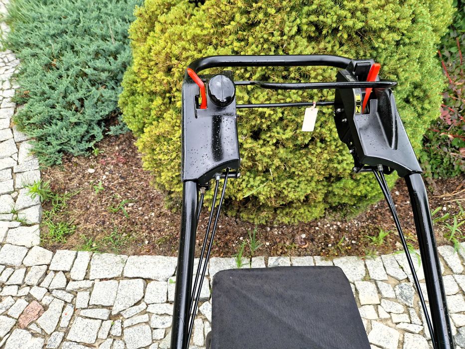 Kosiarka spalinowa ETESIA 6KM KAWASAKI bieg do tyłu napęd -PROFESJONAL