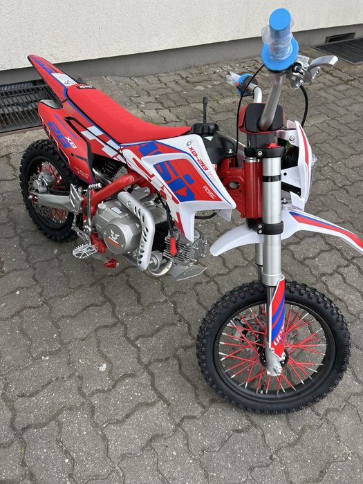 Cross firmy Asix na komunie