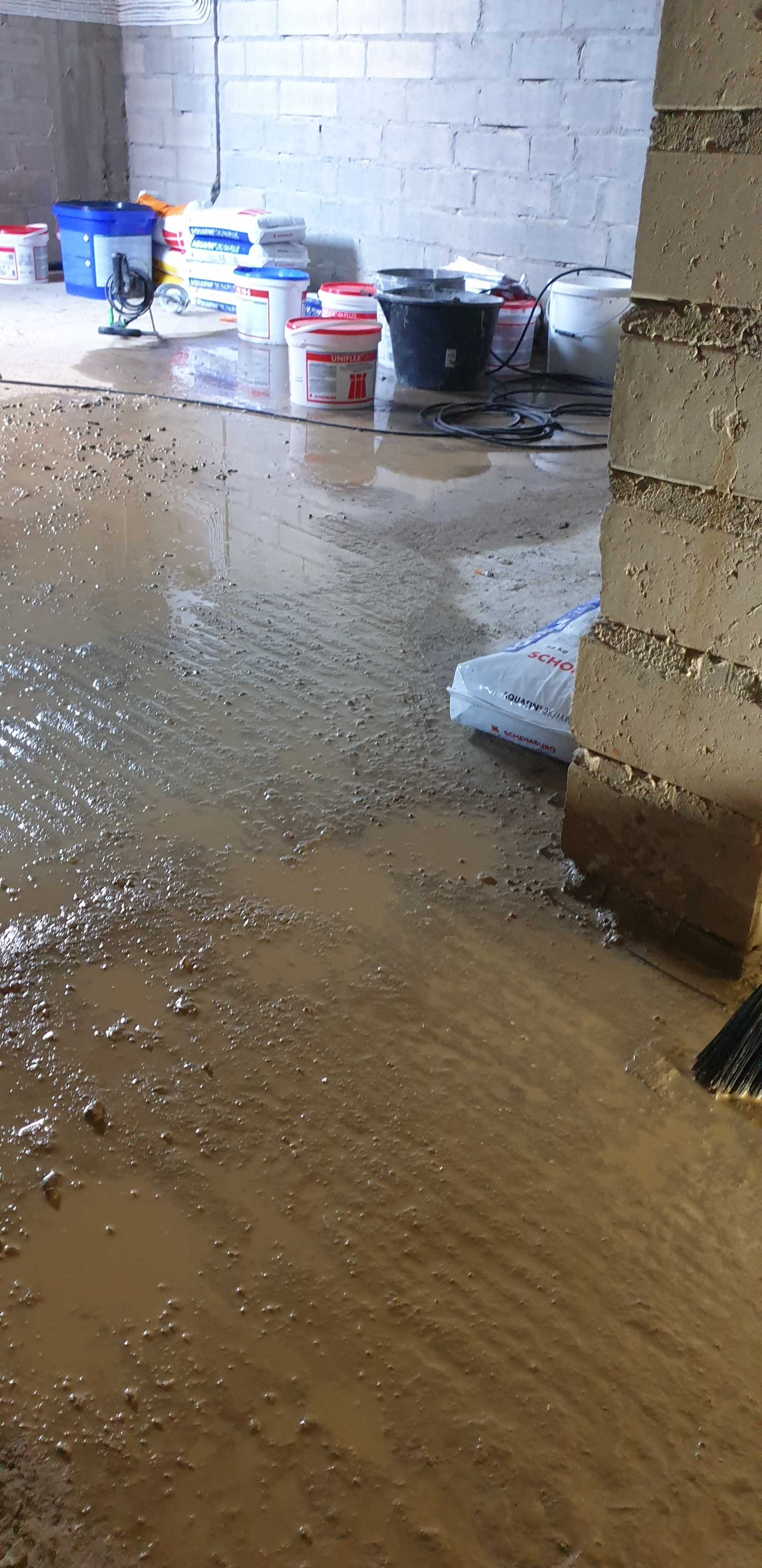 Hydroizolacja piwnic garaży żywica na posadzki i istniejące płytki