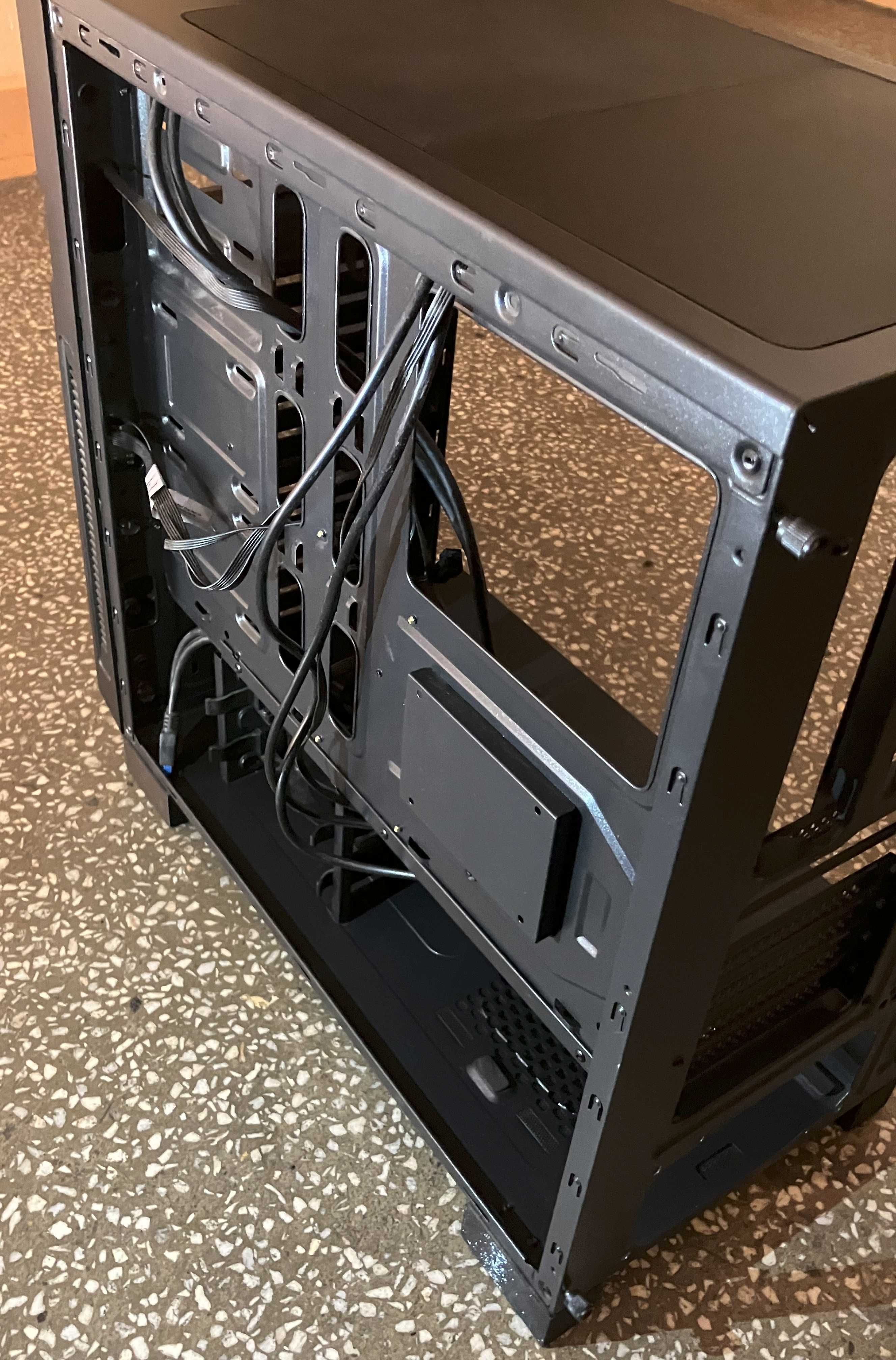 Obudowa PC SilentiumPC PAX M70 V1
